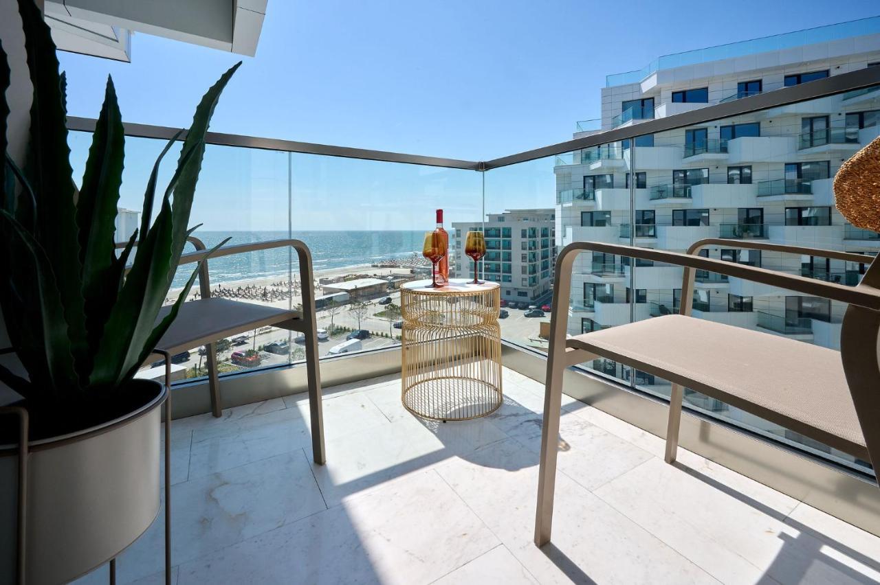 Sea La Vie Apt 240 In Infinity Beach Resort - Parking Mamaia Kültér fotó