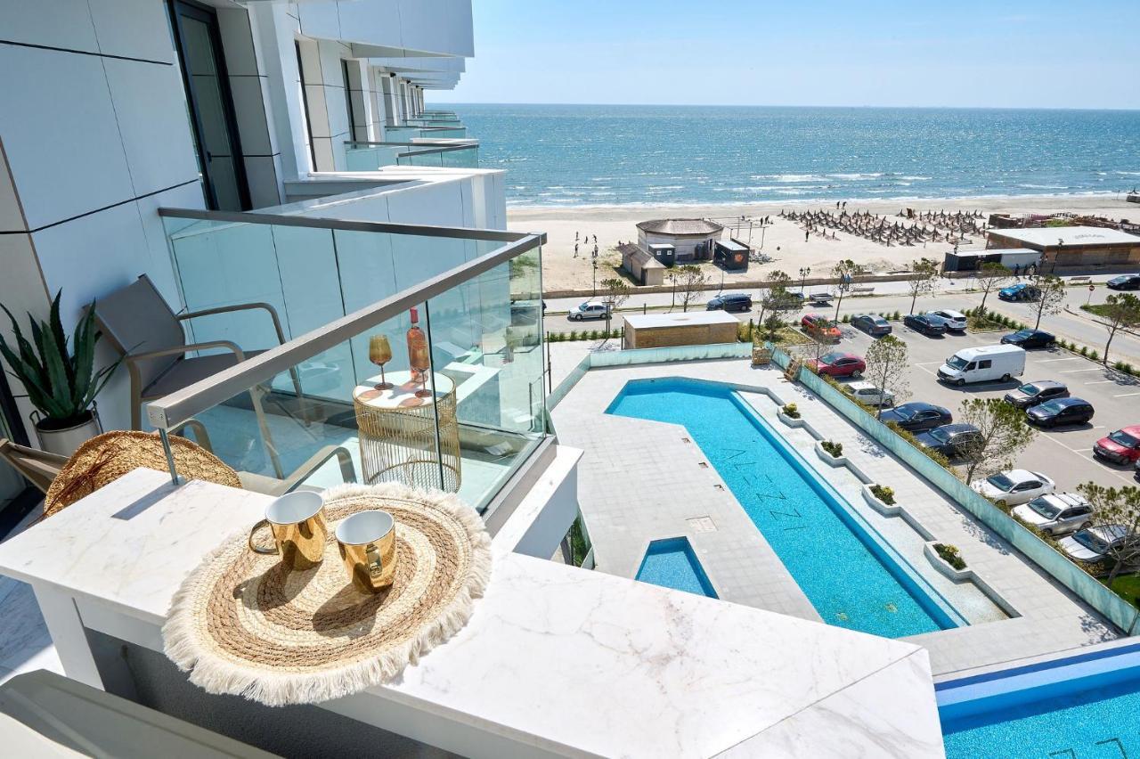 Sea La Vie Apt 240 In Infinity Beach Resort - Parking Mamaia Kültér fotó