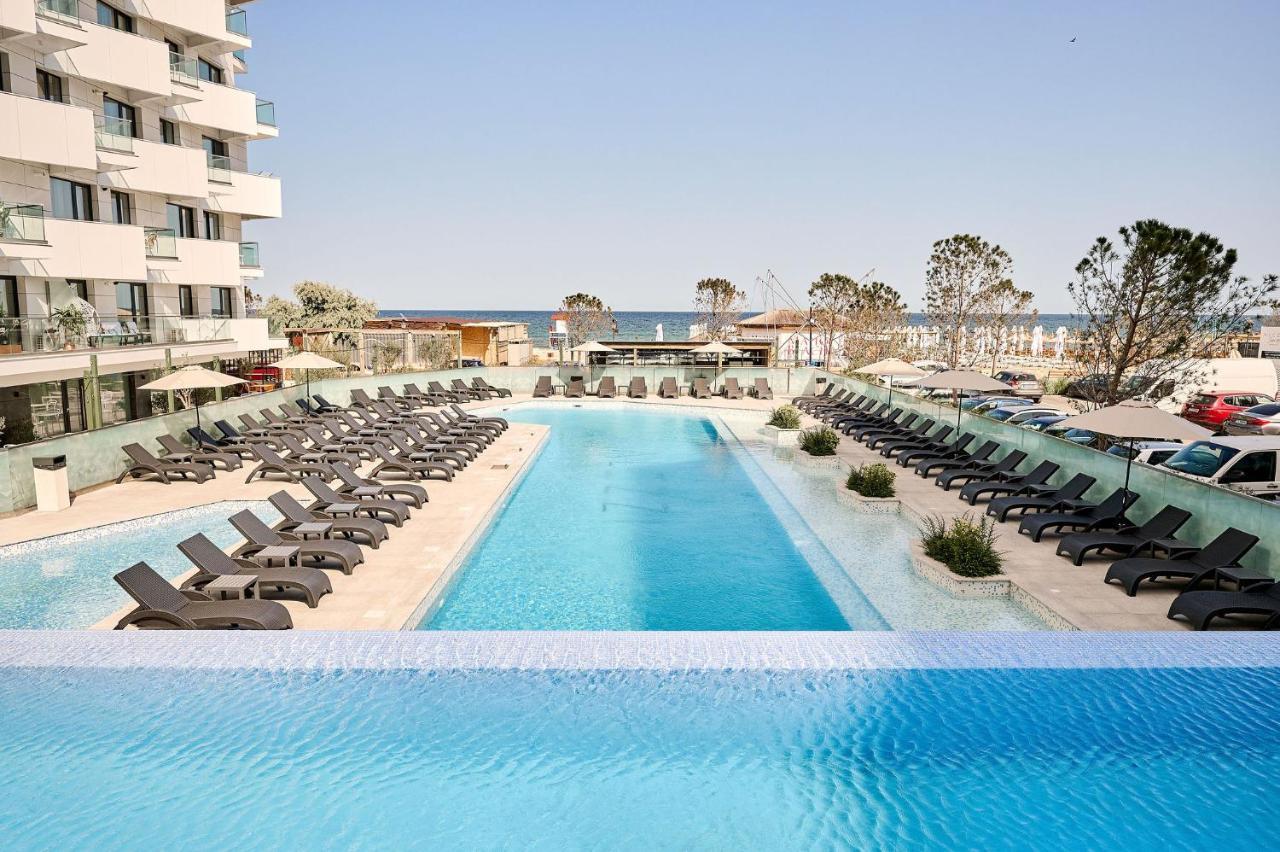 Sea La Vie Apt 240 In Infinity Beach Resort - Parking Mamaia Kültér fotó